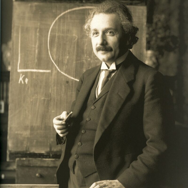 Faktet që na ndihmojnë të njohim më mirë gjeniun e çuditshëm të fizikës, Albert Ajnshtajn