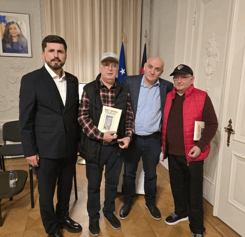 Screenshot 2025-11-01 013154