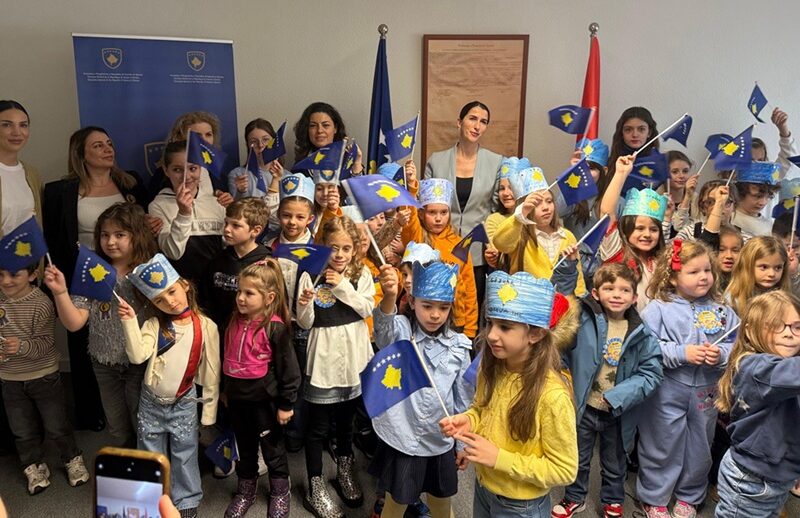 Shqiptarët e Gjenevës në përvjetorin e Festës Kombëtare të Pavarësisë – 17 Shkurt 2008