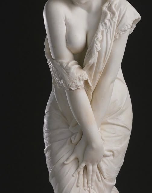 Fryma e mermerit që të lë pa frymë. Ndihu edhe ti me faj, se e nguce këtë hir të bëhet me turp