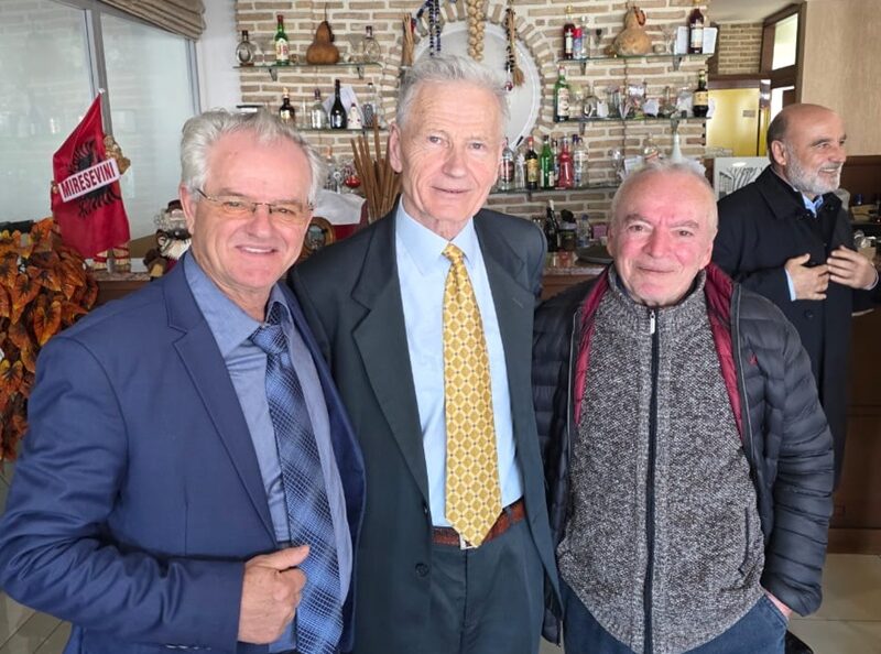 MESAZHET E QARTA KOMBËTARE TË LIBRIT “GJEOPOLITIKA DHE FUQIA USHTARAKE E SHQIPËRISË NË “LUFTËN E FTOHTË” E AUTORIT ZENO JAHAJ