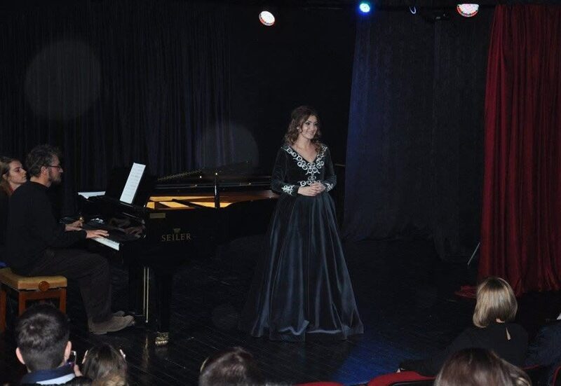 Një zë shqiptar në skenat e muzikës klasike – Fjolla Iseini rrëfen rrugëtimin e saj artistik