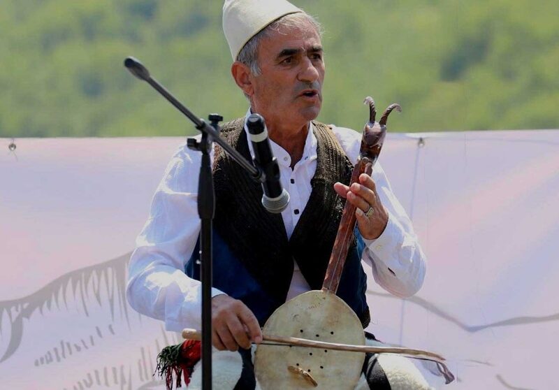 Jonuz Delaj nuk është më, por telat e lahutës së tij do të vibrojnë në shpirtin e paepur të përkatësisë