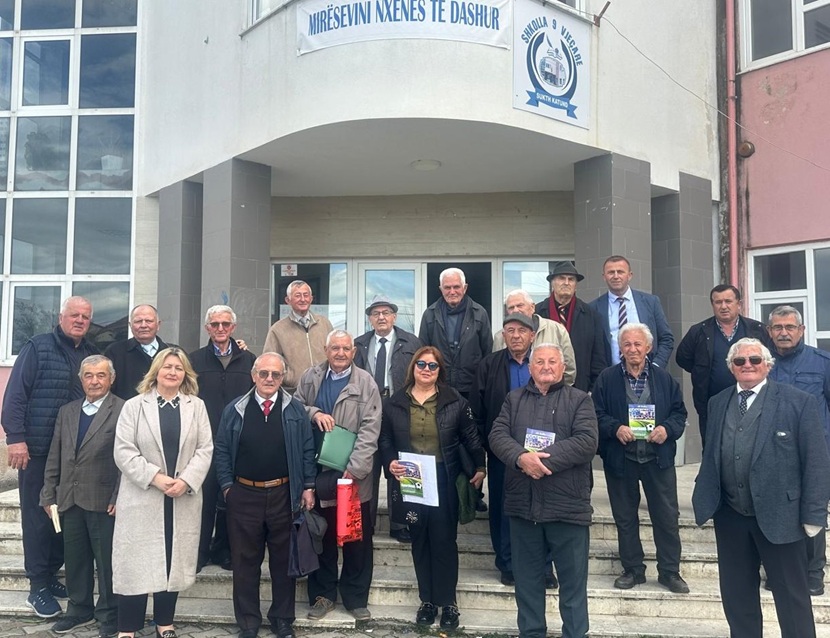 Kadri-Tarelli-Shkrimtaret