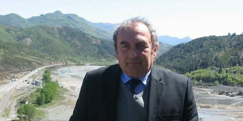 RUBIKU, NJË HISTORI E PAZAKONTË MBITOKE DHE NËNTOKE