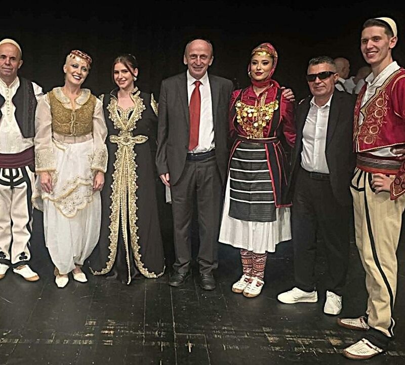 Zeqa-Artistet-Shqiperia-Italia