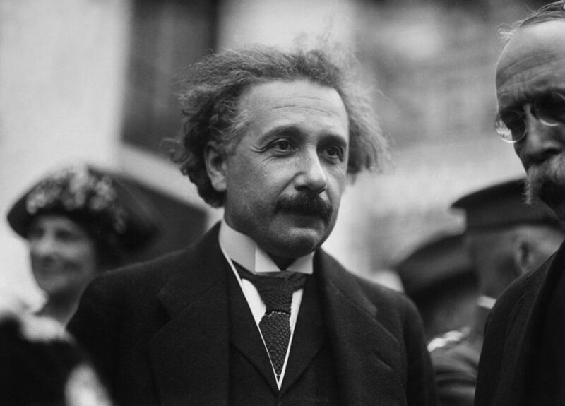 Albert-Einstein